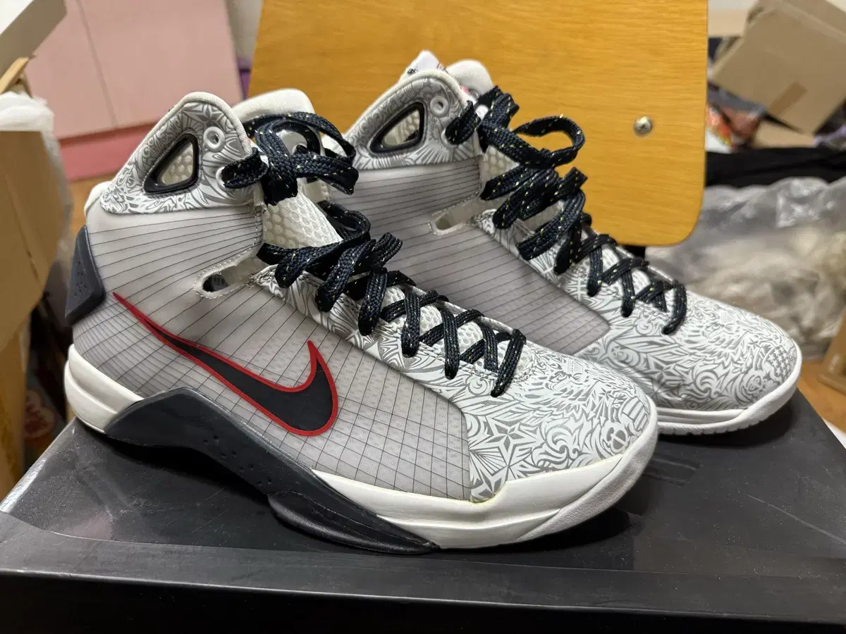 Nike hyperdunk  285